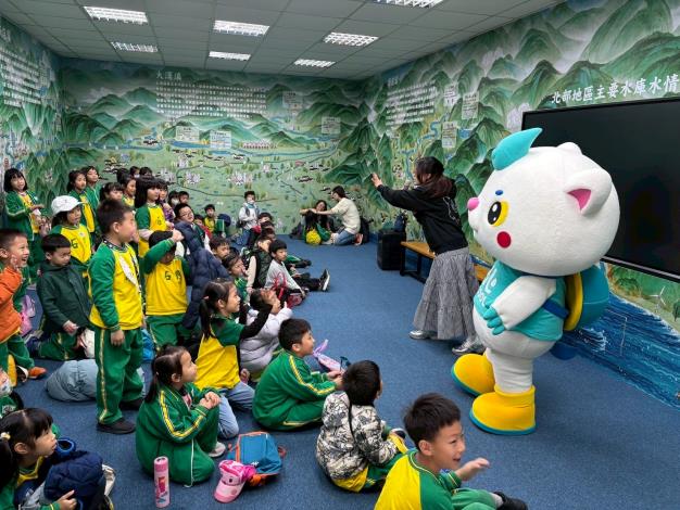 LINE_ALBUM_20251121 石門國小一年級_251128_2