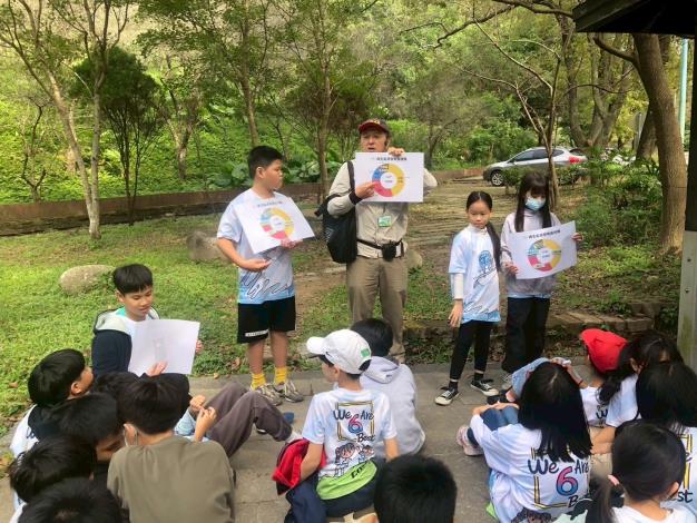 LINE_ALBUM_20251125 石門國小五年級6個班_251128_3