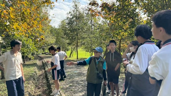 寶山國中_木棧道動植物生態1