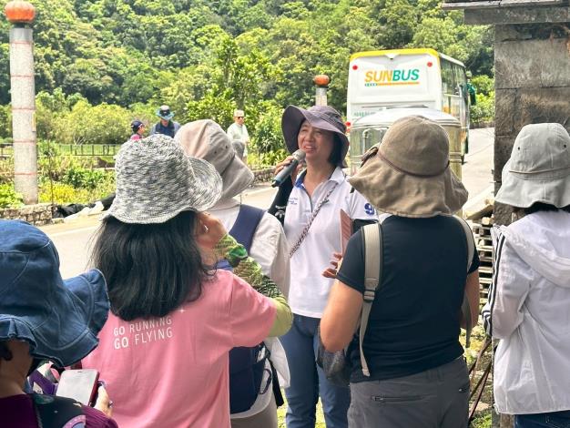 C700C575-AE94-4412-8544-756EFFDCA7DB