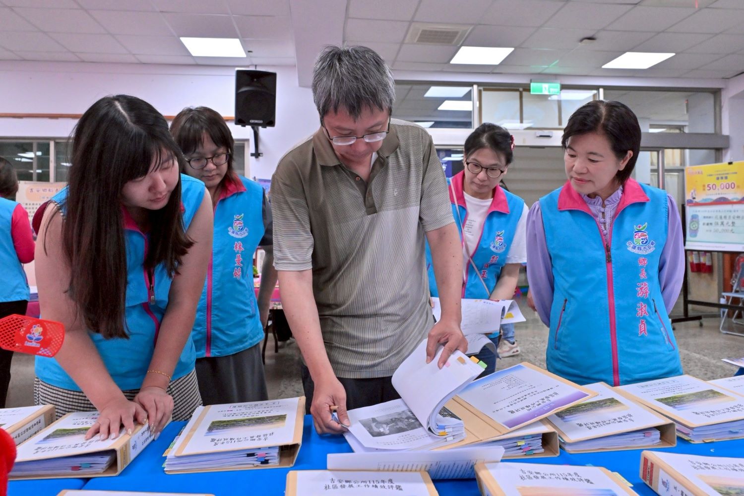 鄉公所鄒逢益秘書在綜合座談時除感謝評委團中肯的建議.jpg