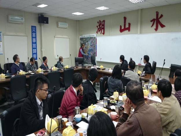 鍾局長答覆水庫下游的安全維護問題