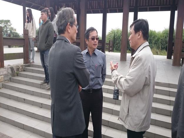 鍾局長與楊前副署長話當年